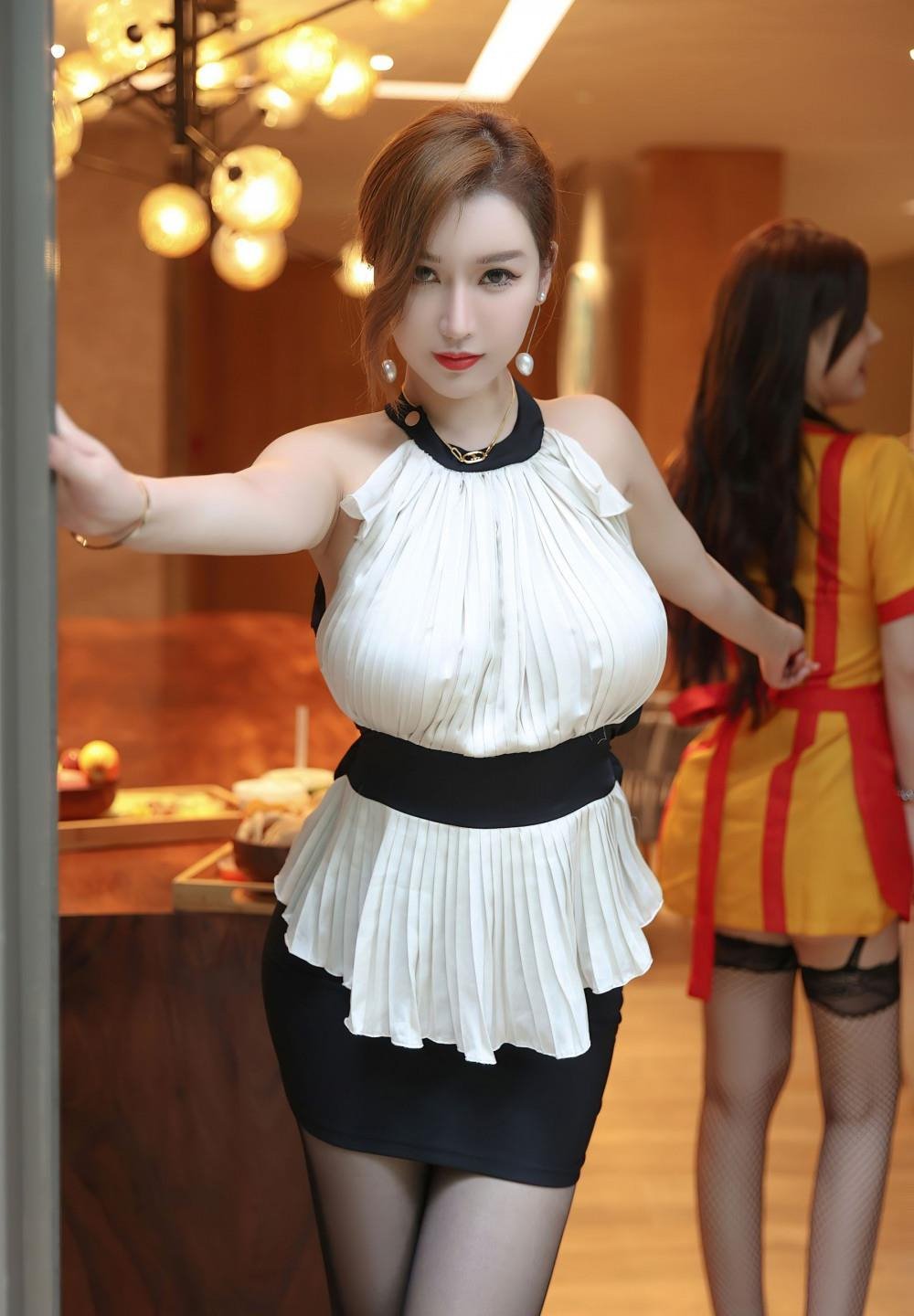 Lisa又去疯马秀了