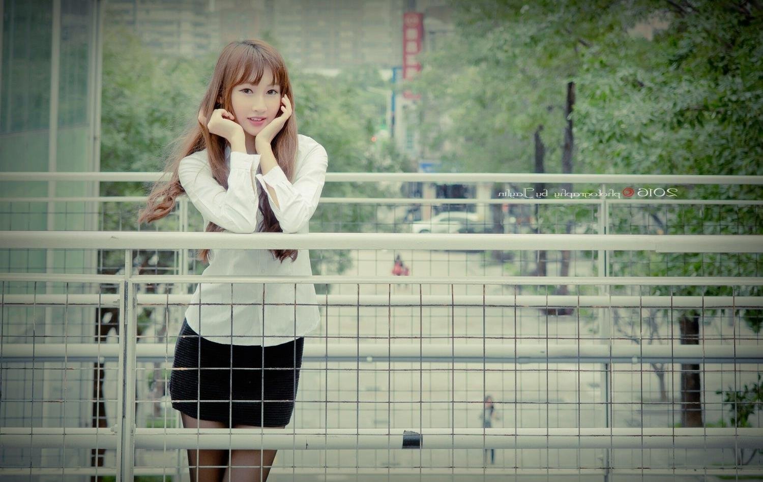 ���Ϻڵ�ǧ��